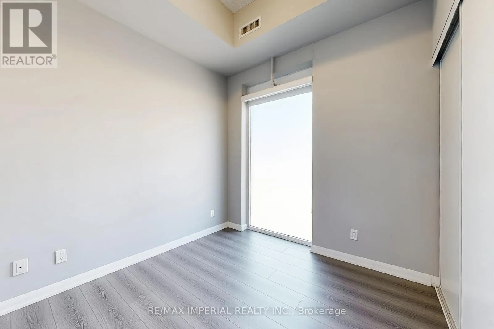 PH104 - 435 RICHMOND STREET W