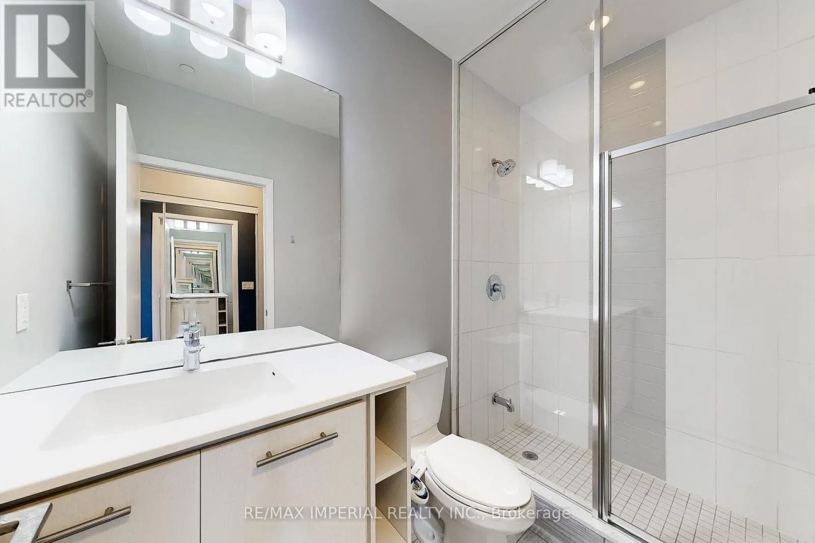 PH104 - 435 RICHMOND STREET W