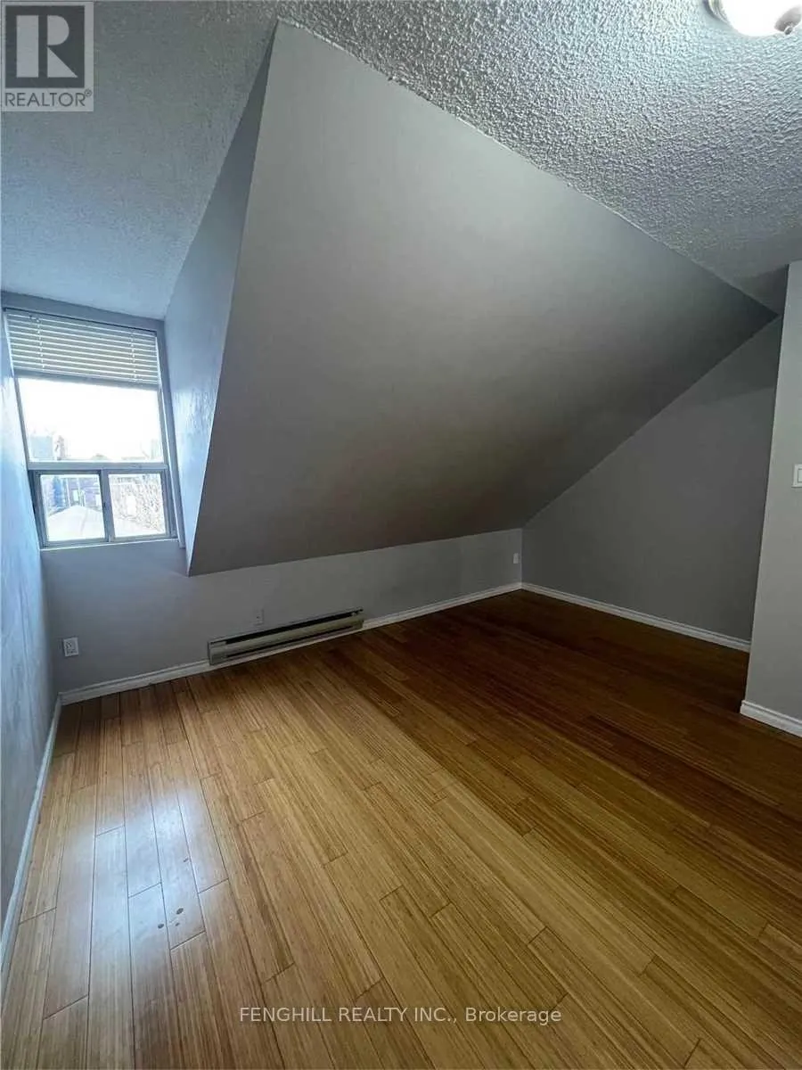 2 - 678 BATHURST STREET
