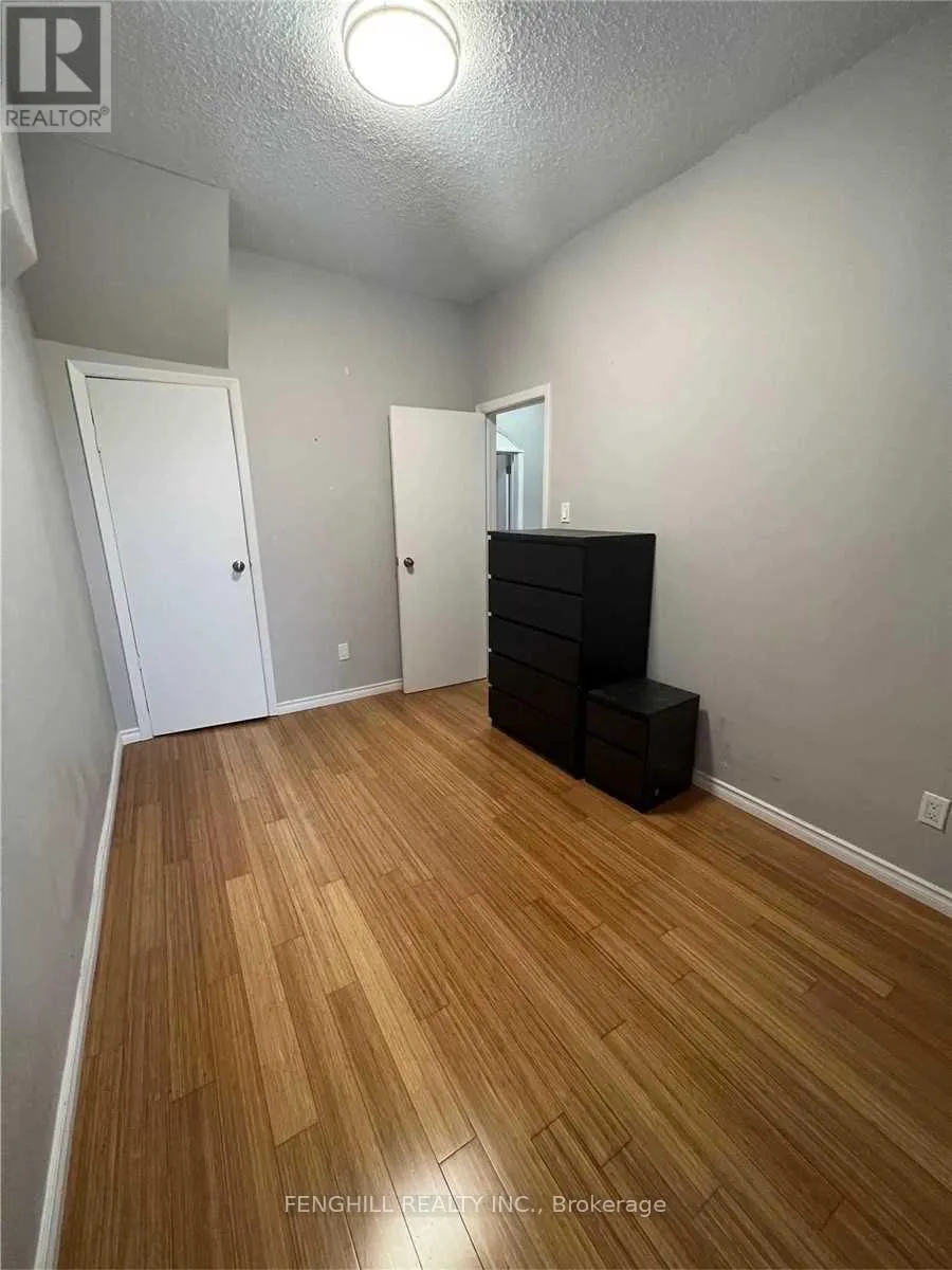 2 - 678 BATHURST STREET