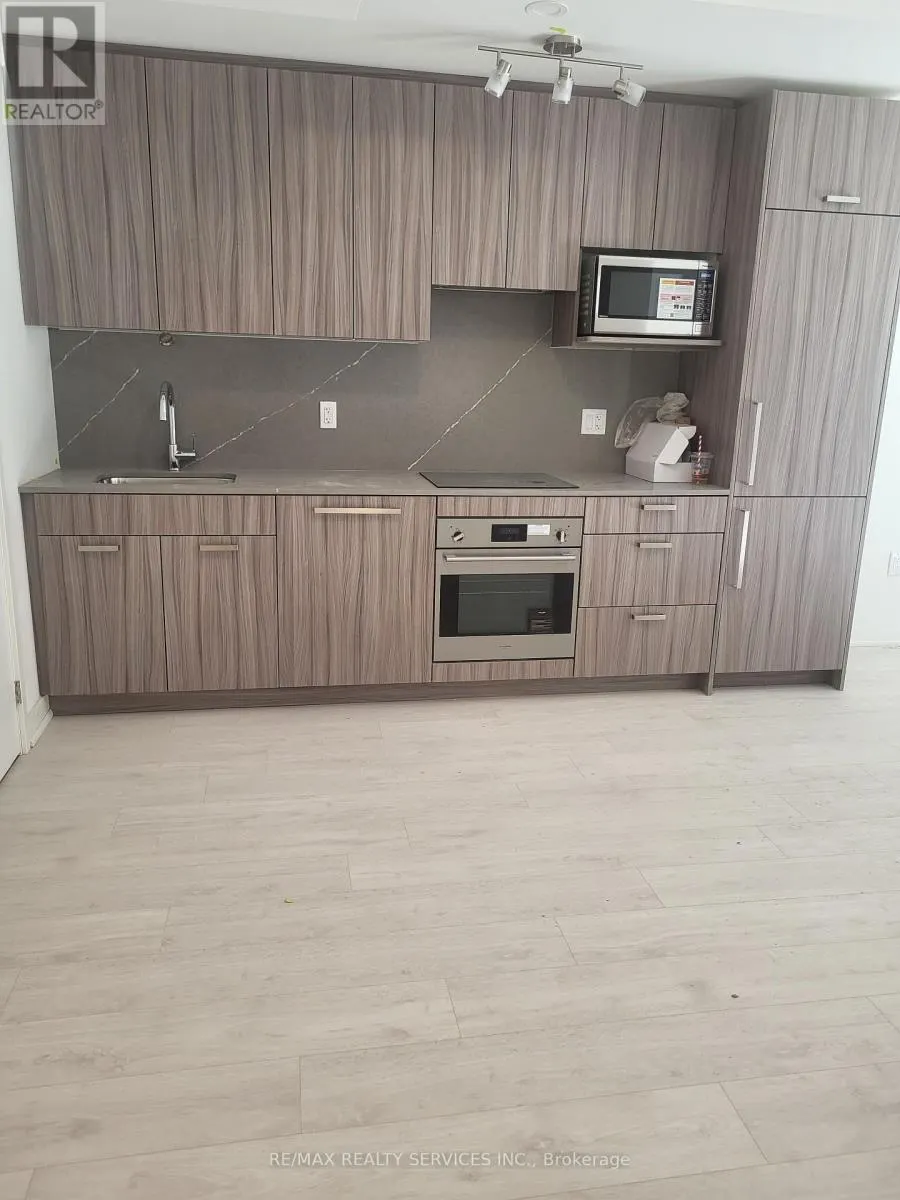 BLOCK D - UNIT 130 - 75 CURLEW DRIVE