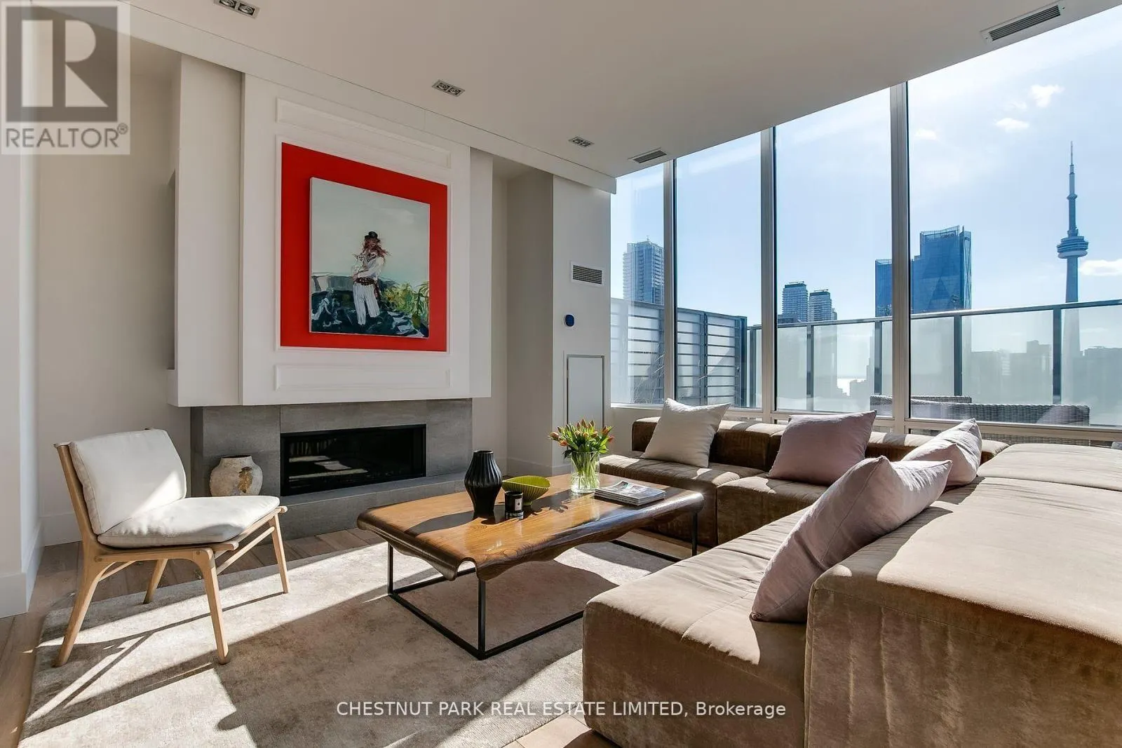 3302 - 1 MARKET STREET