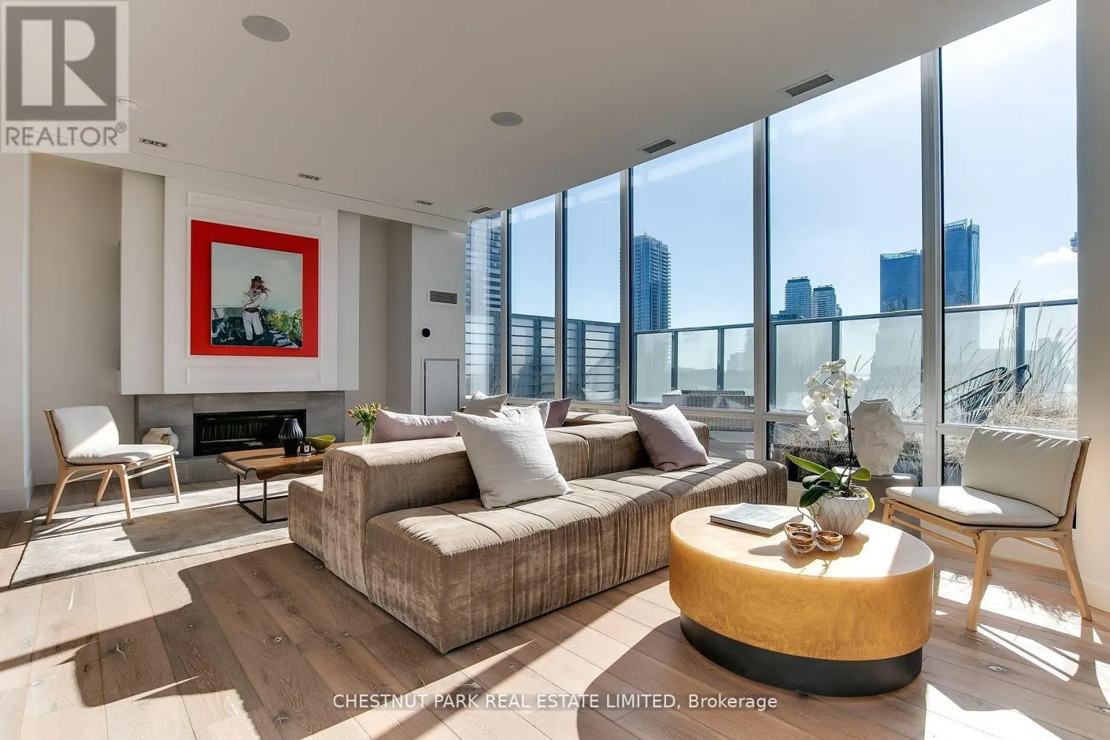 3302 - 1 MARKET STREET