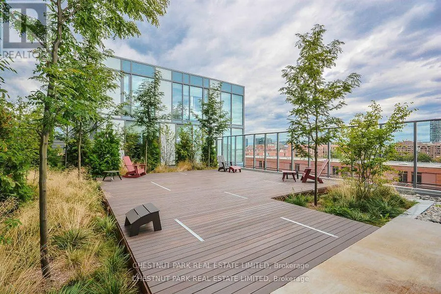 3302 - 1 MARKET STREET
