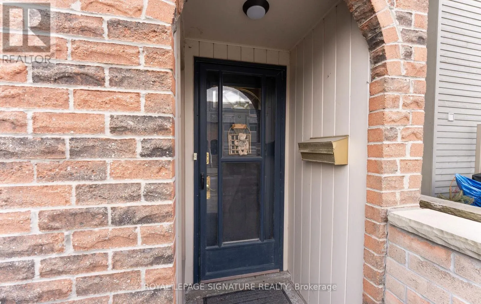 74 DUTCH MYRTLE WAY