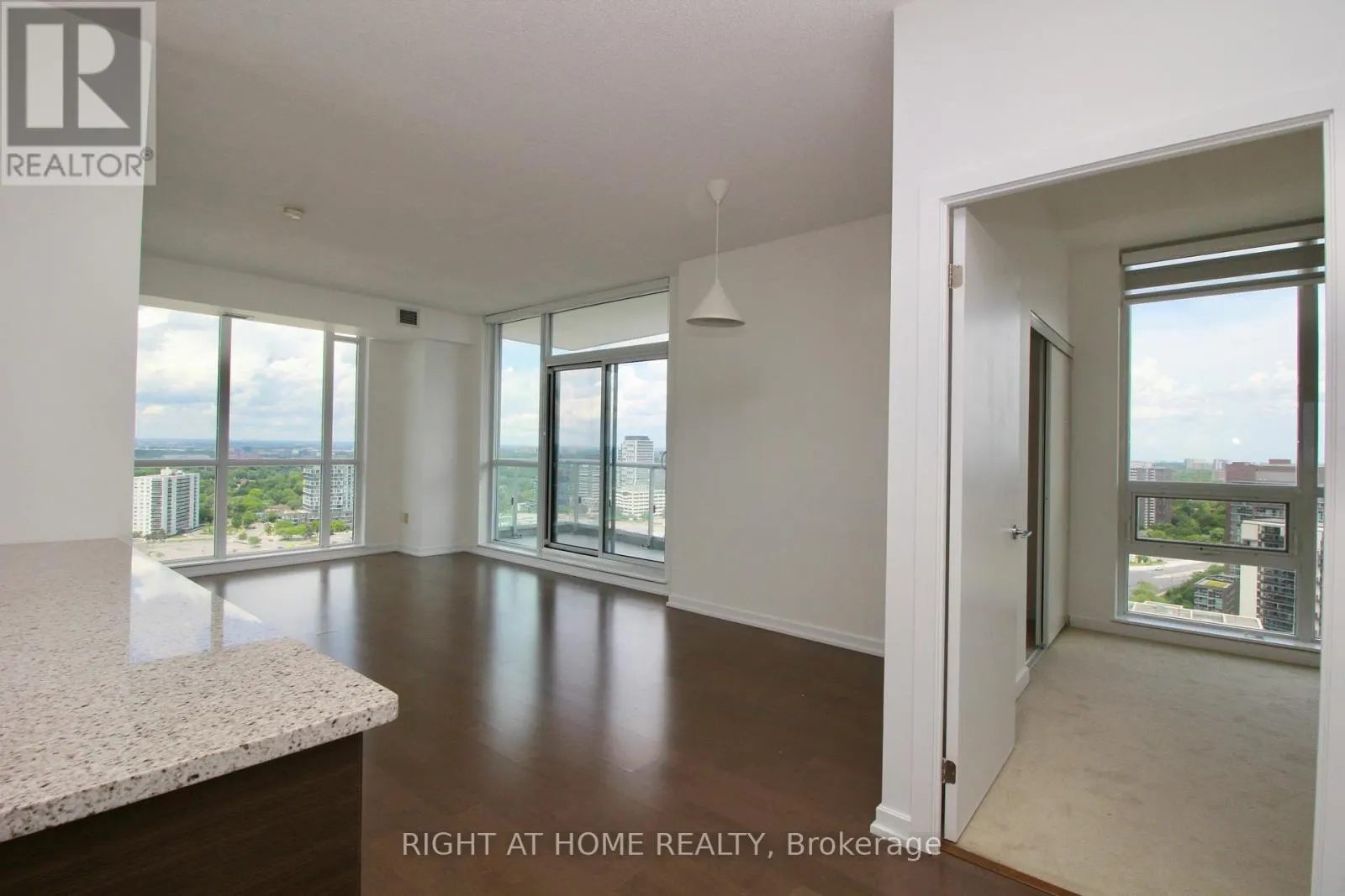 2212 - 70 FOREST MANOR ROAD