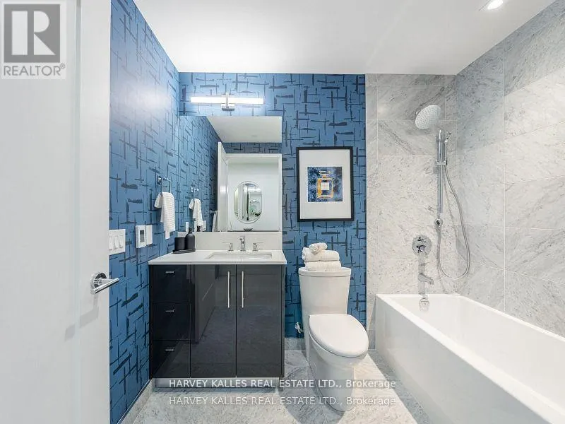 410 - 8 MANOR ROAD W