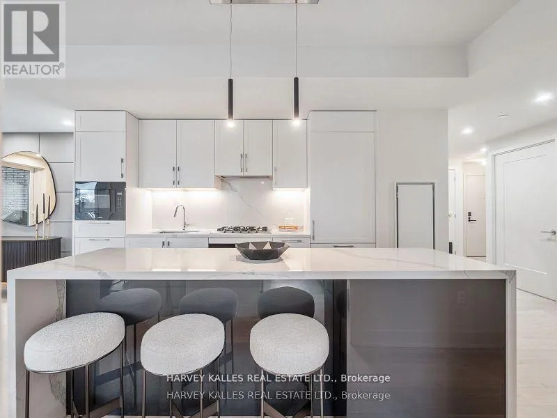 410 - 8 MANOR ROAD W