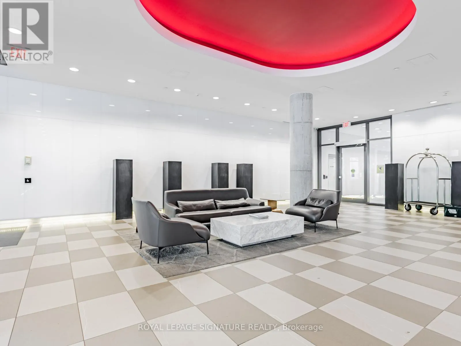 418 - 560 KING STREET W