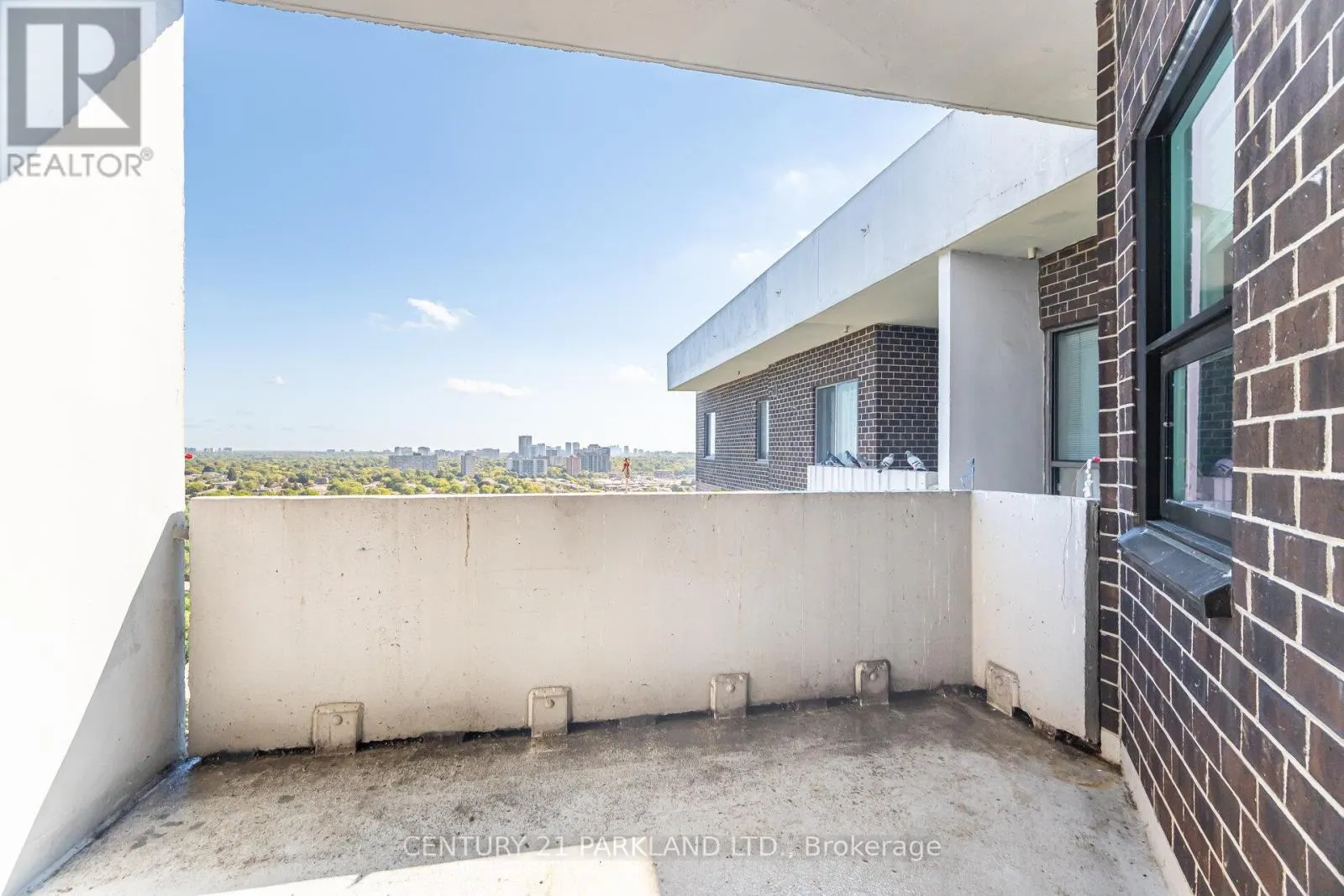 2310 - 1900 SHEPPARD AVENUE E