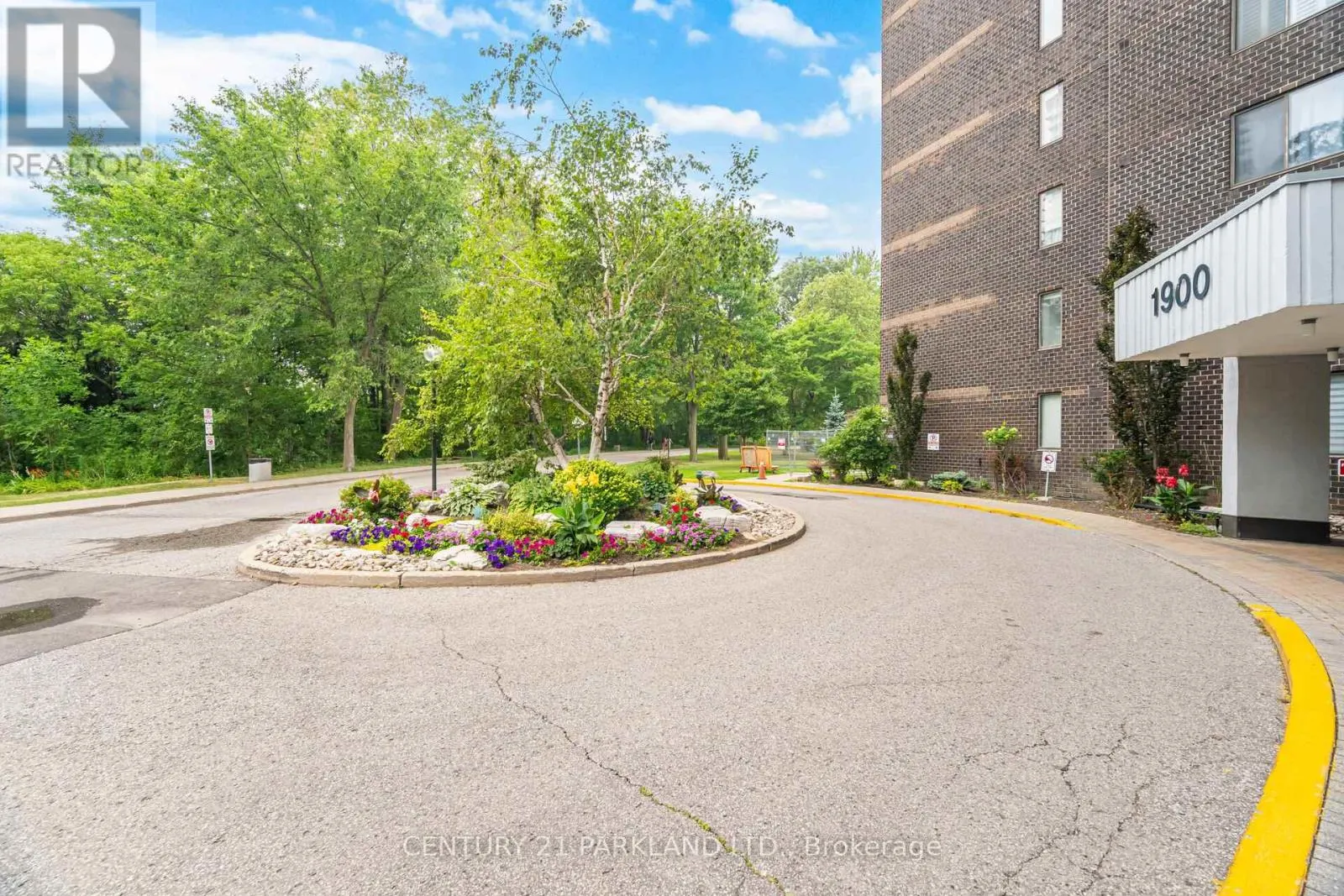 2310 - 1900 SHEPPARD AVENUE E
