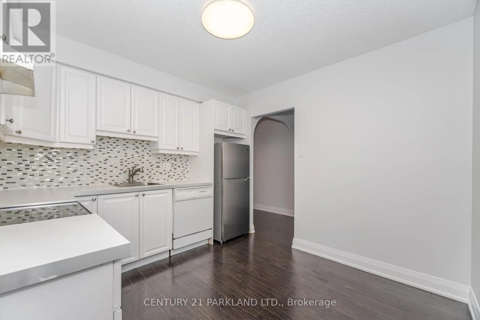2310 - 1900 SHEPPARD AVENUE E