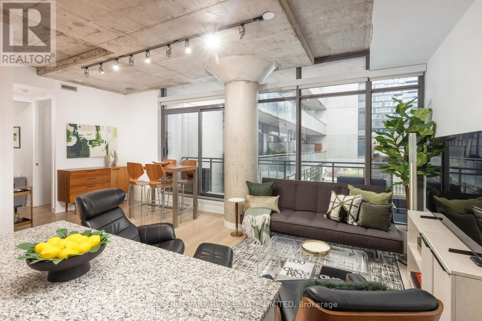 301 - 10 MORRISON STREET