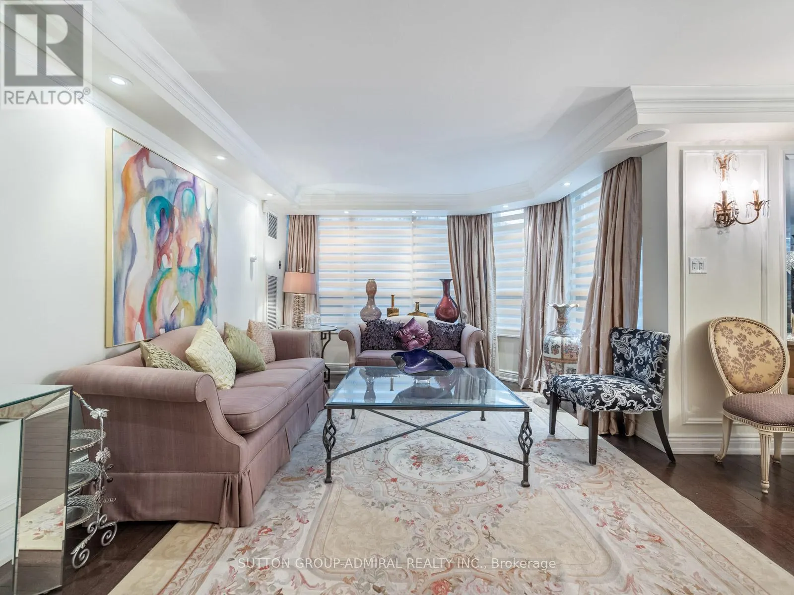 210 - 65 SPRING GARDEN AVENUE