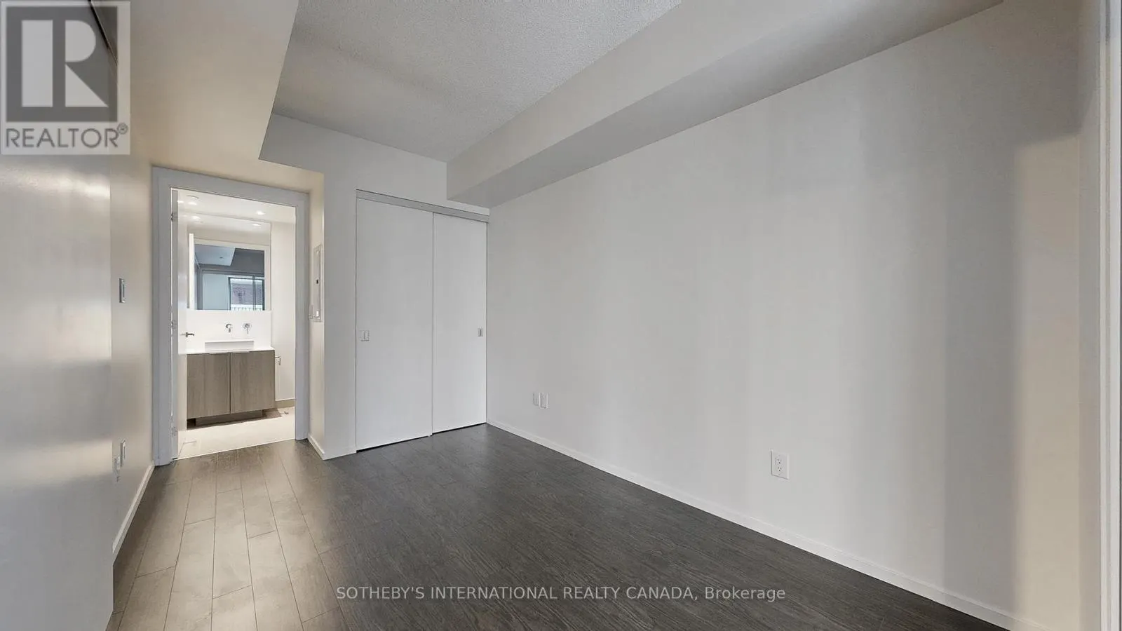 705 - 159 DUNDAS STREET E
