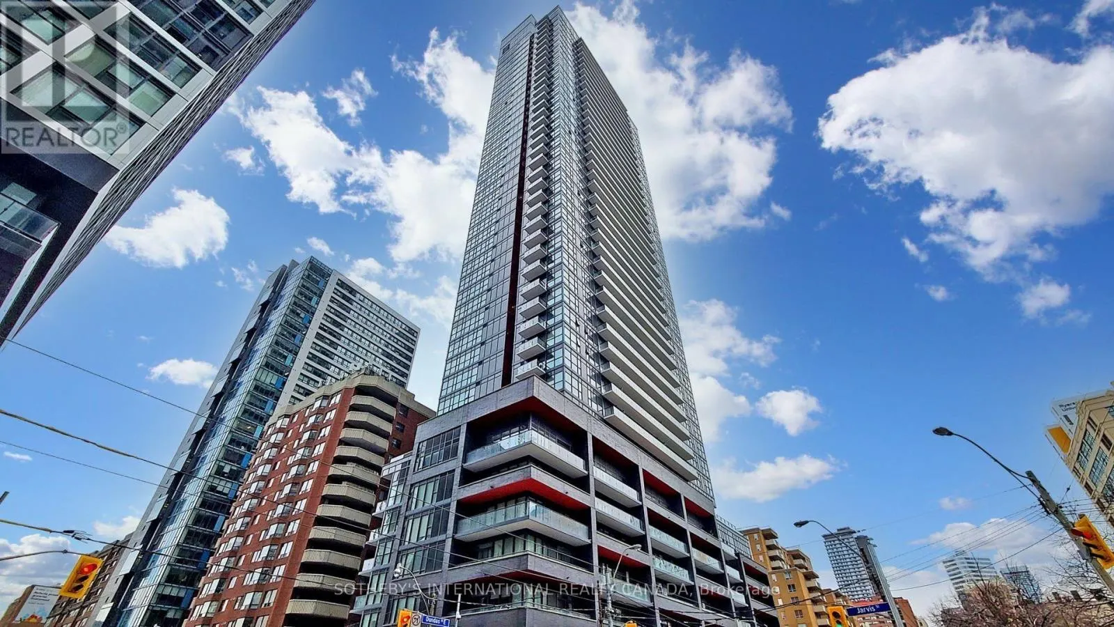 705 - 159 DUNDAS STREET E