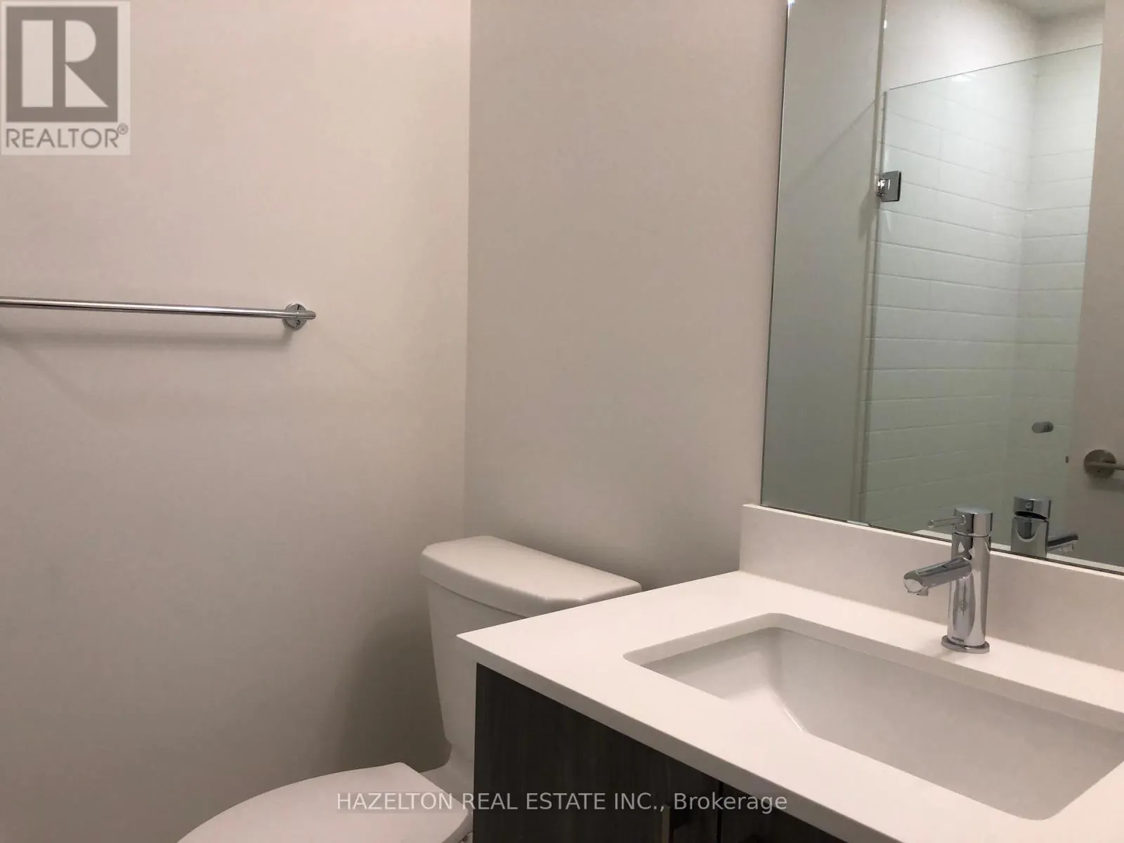 212W - 27 BATHURST STREET