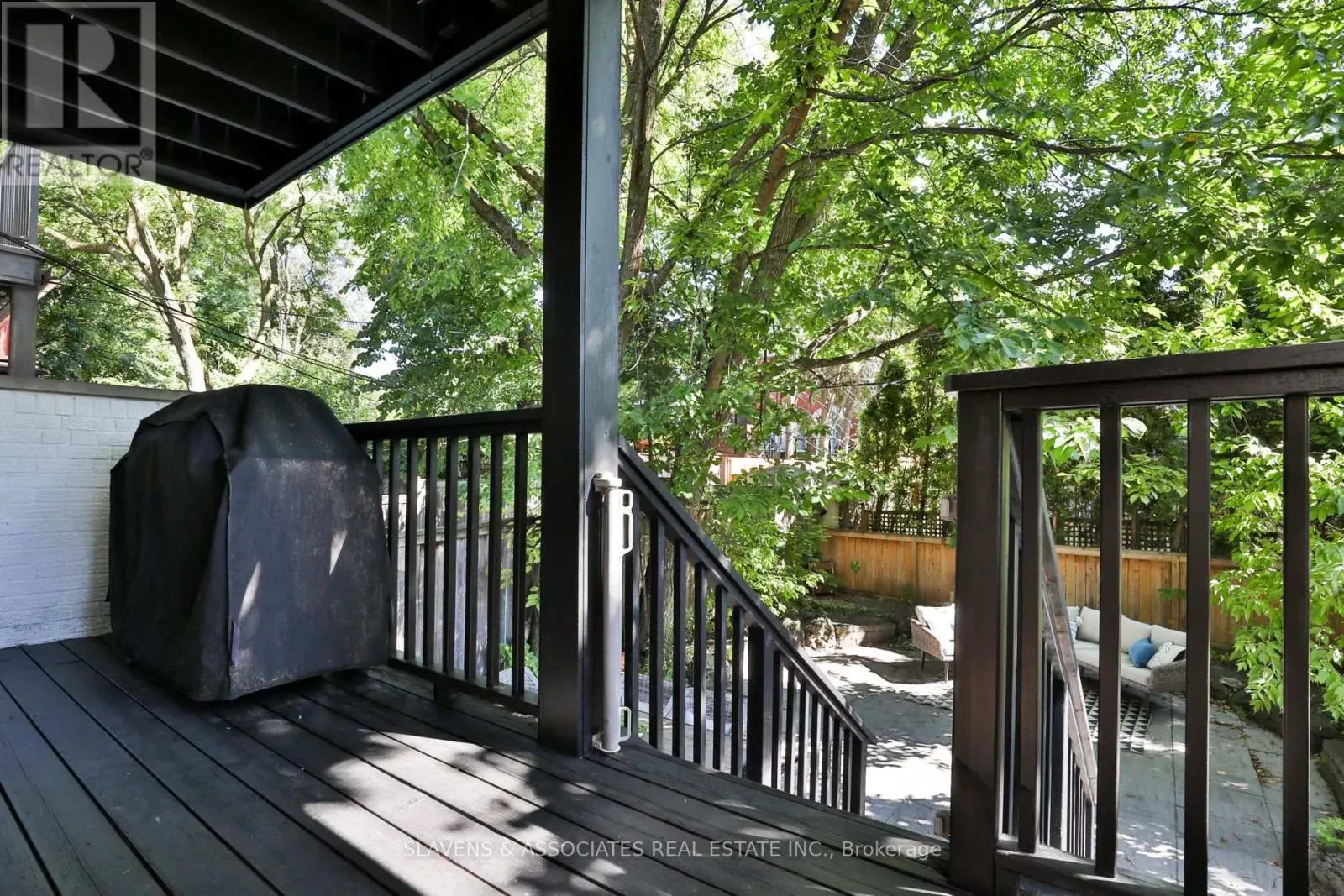 1021 SPADINA ROAD