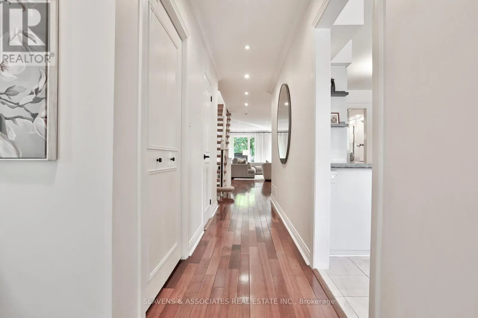 1021 SPADINA ROAD