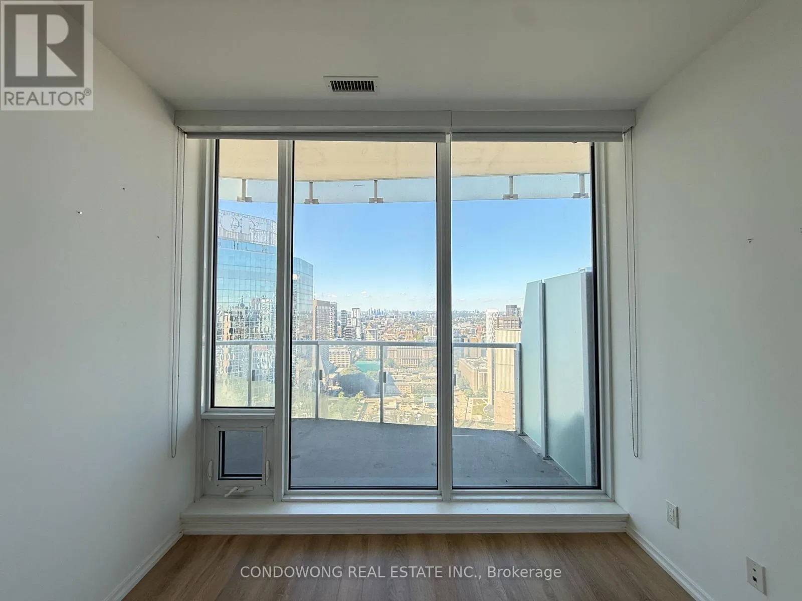 3608 - 197 YONGE STREET