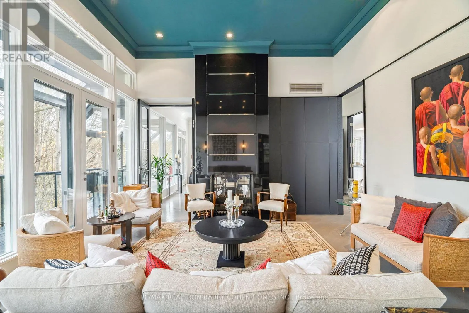 18 TIMBERGLADE COURT