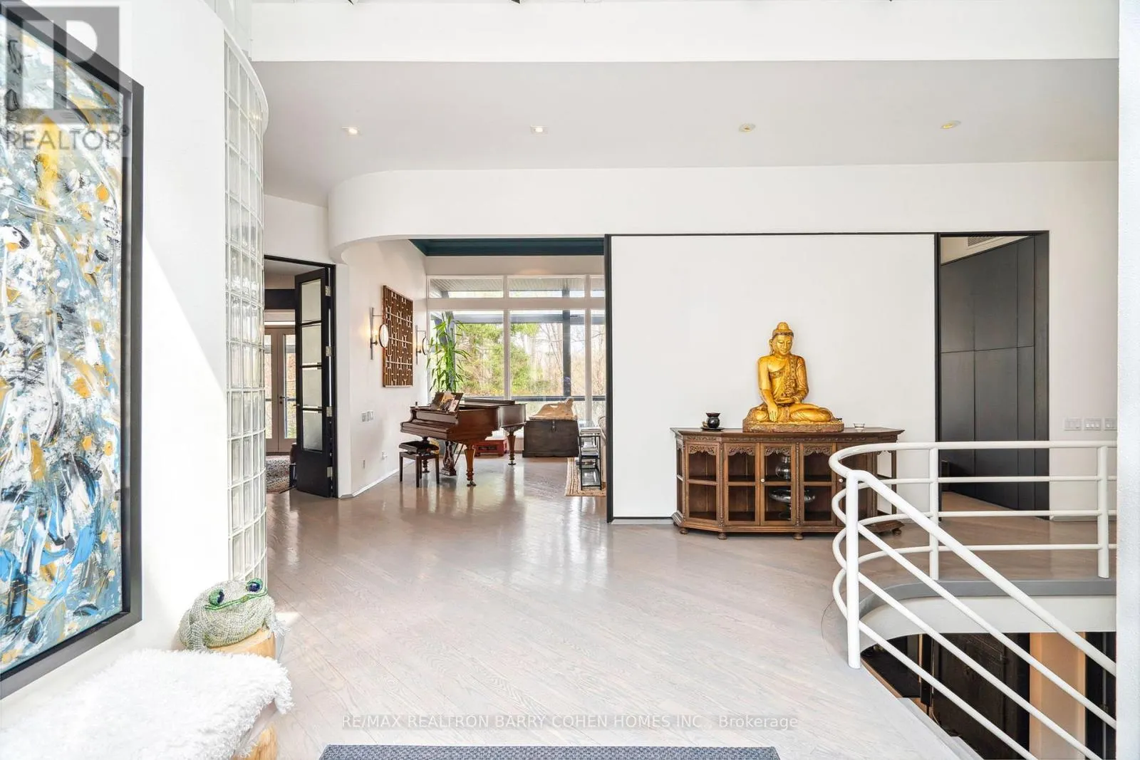 18 TIMBERGLADE COURT