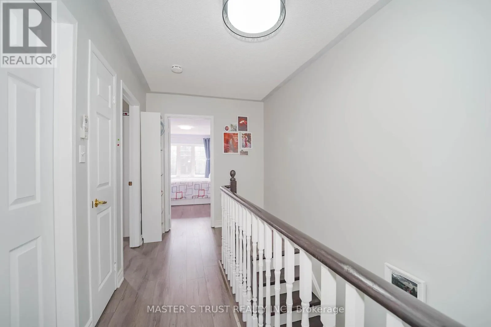 40 ROCHEFORT DRIVE