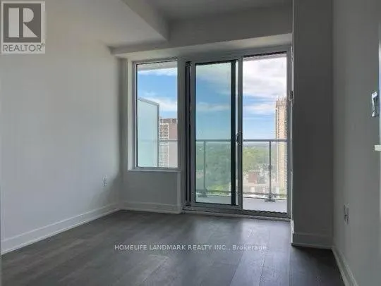 1612 - 99 BROADWAY AVENUE