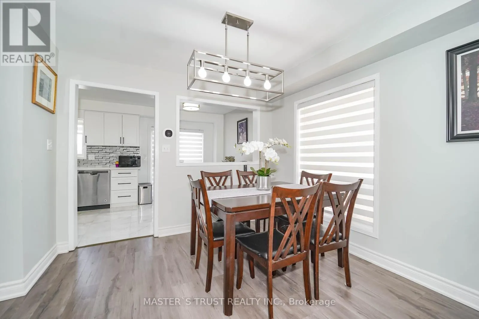 40 ROCHEFORT DRIVE
