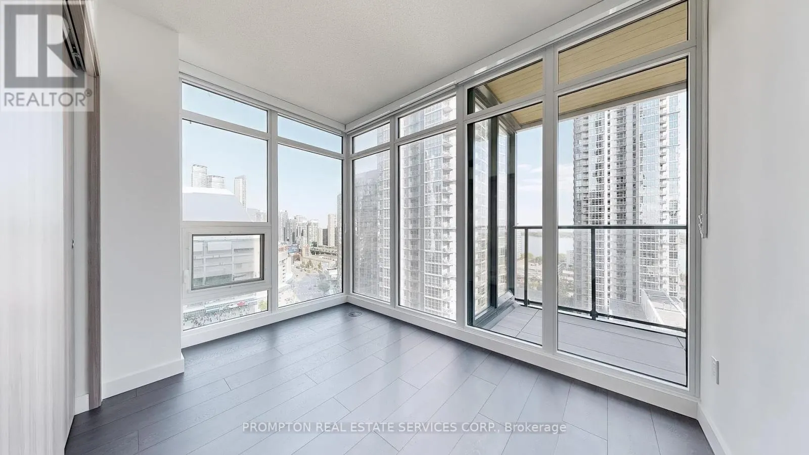 2310 - 3 CONCORD CITYPLACE WAY