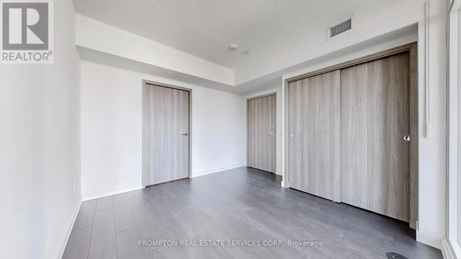 2310 - 3 CONCORD CITYPLACE WAY