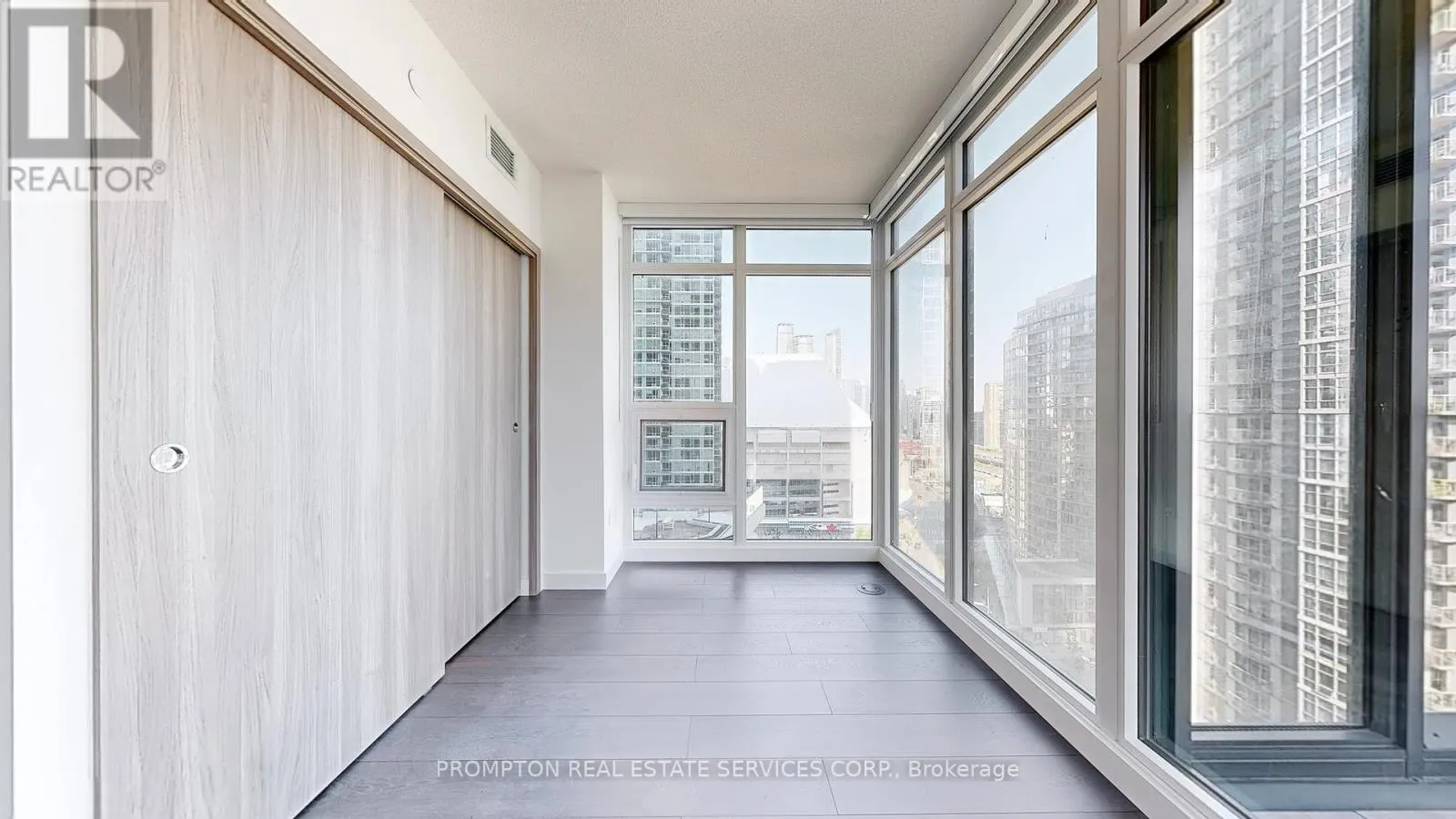 2310 - 3 CONCORD CITYPLACE WAY