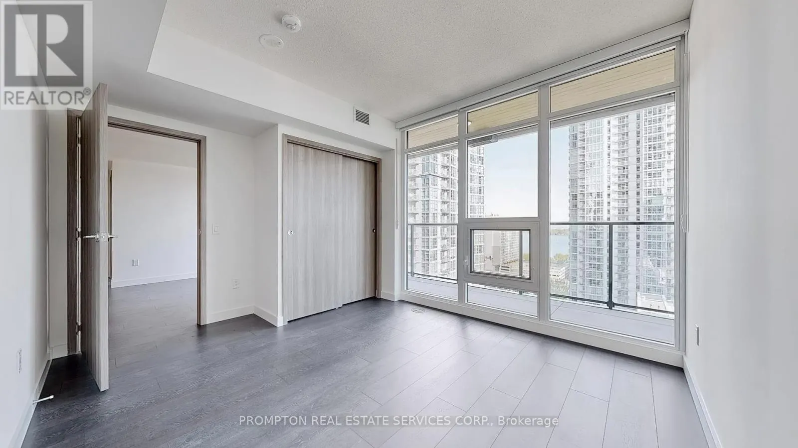 2310 - 3 CONCORD CITYPLACE WAY