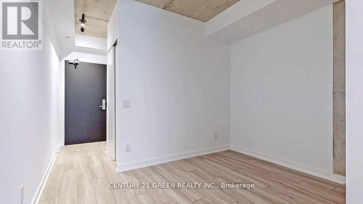 204 - 458 RICHMOND STREET W