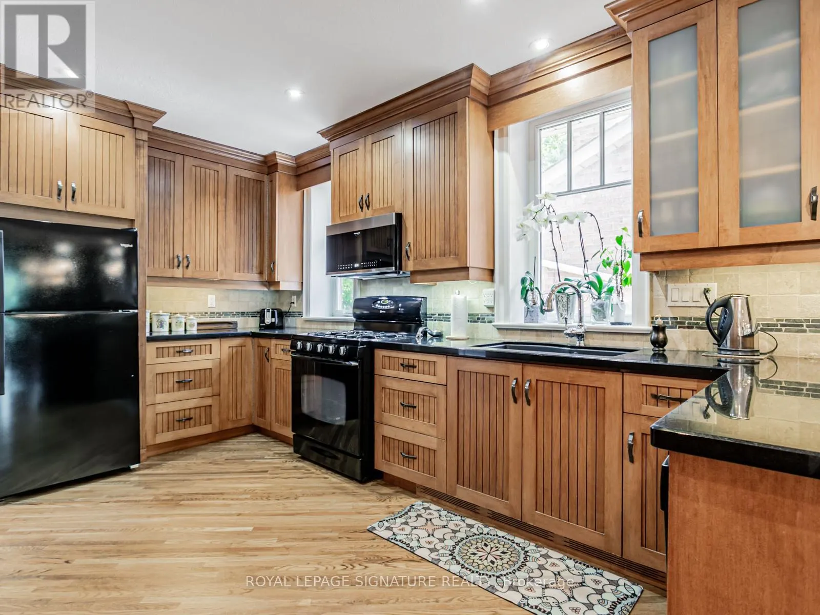209 ARLINGTON AVENUE