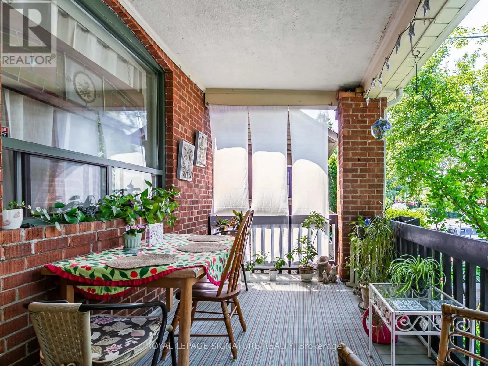209 ARLINGTON AVENUE