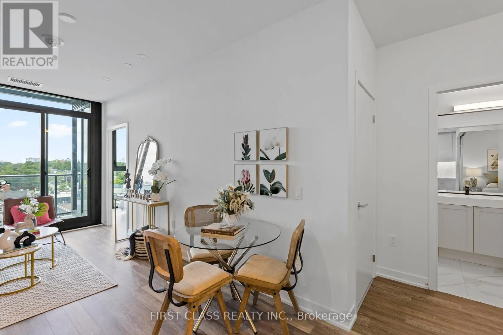 721 - 250 LAWRENCE AVENUE W