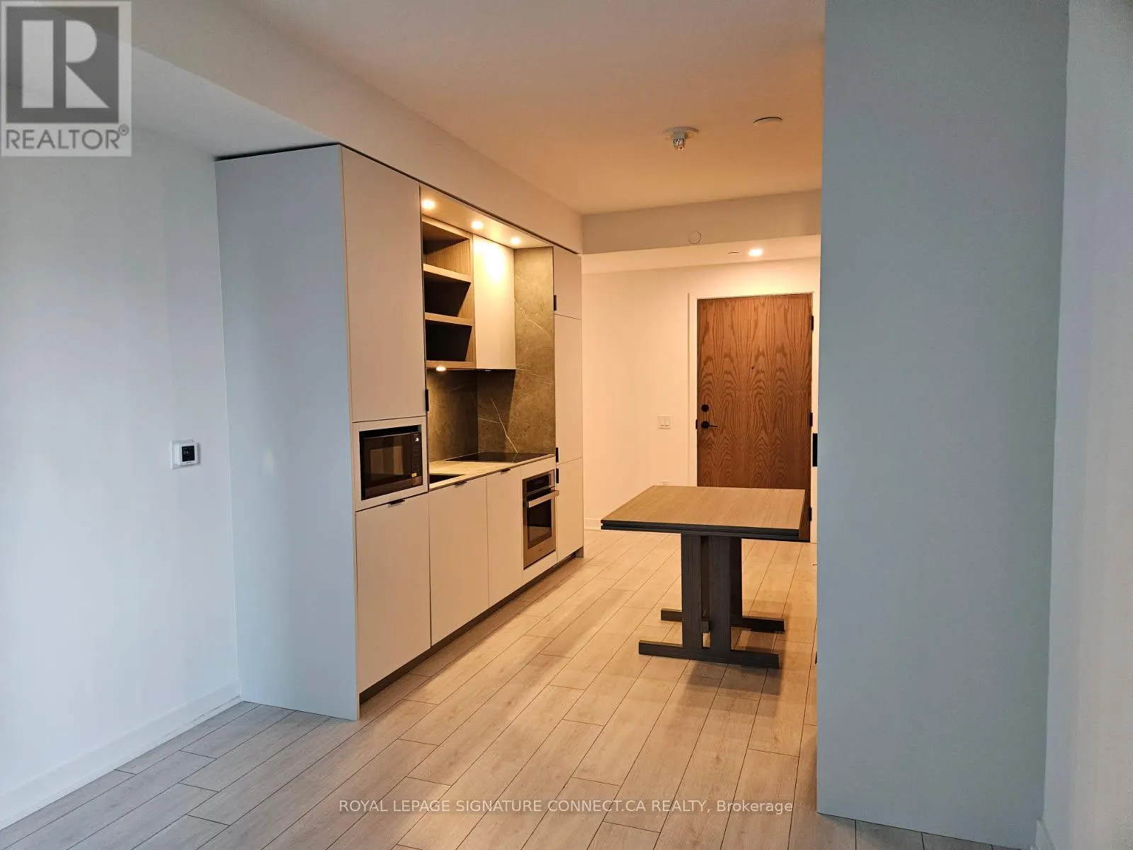 1208 - 55 CHARLES STREET E
