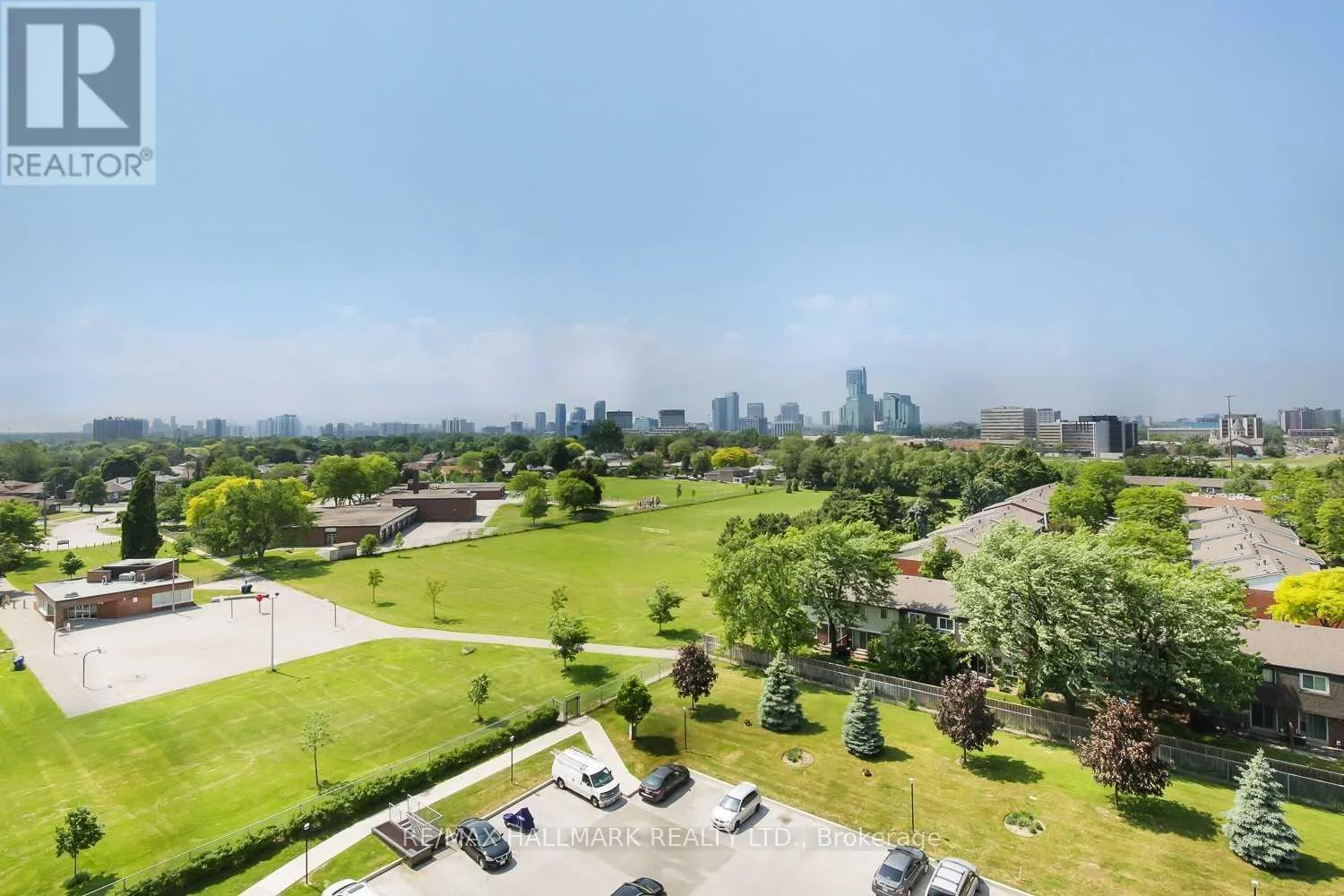 1204 - 1360 YORK MILLS ROAD