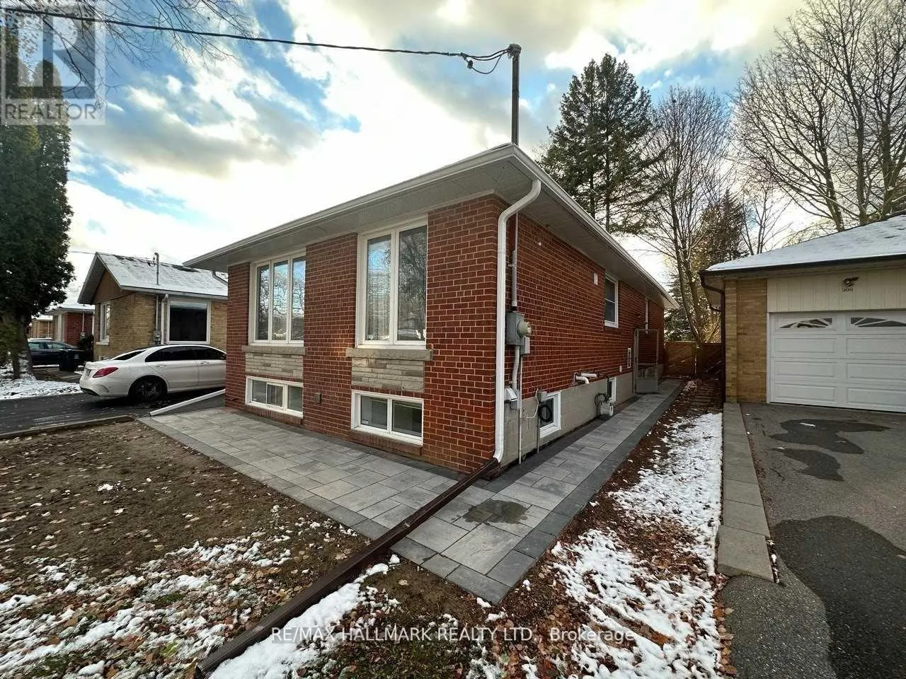 BSMNT - 198 MAXOME AVENUE