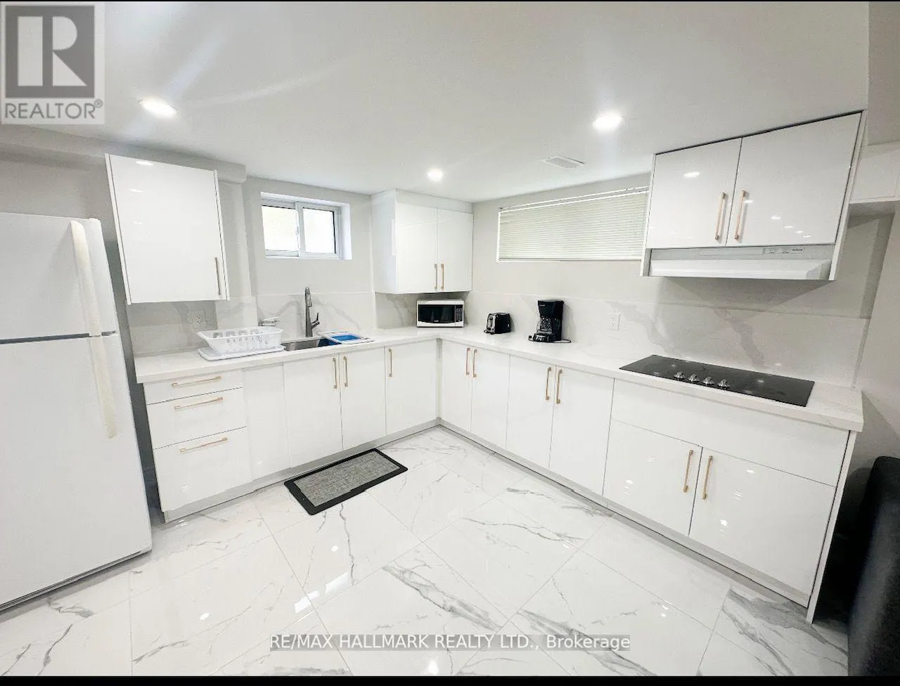 BSMNT - 198 MAXOME AVENUE
