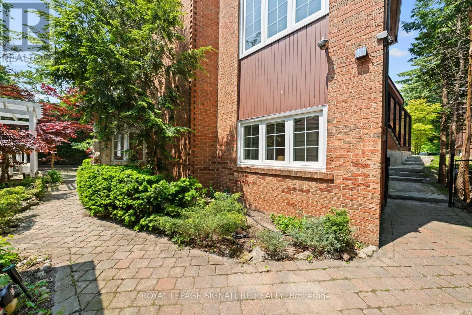 23 BRANDY COURT
