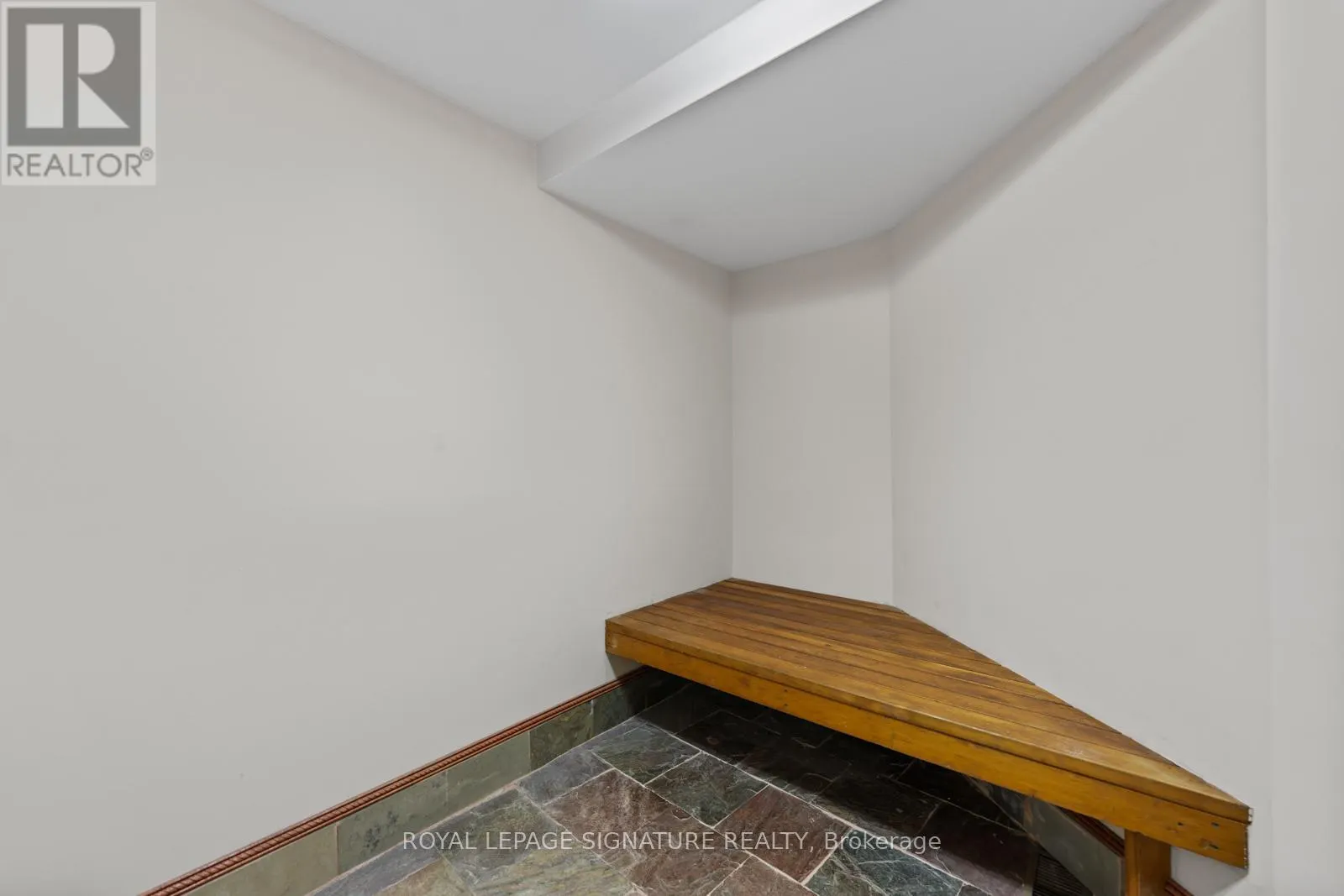 23 BRANDY COURT