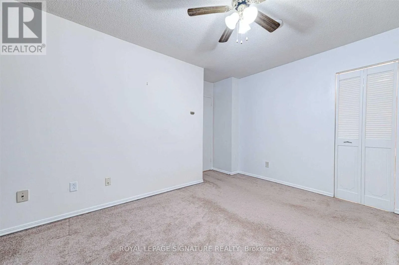116 - 5 PARKWAY FOREST DRIVE