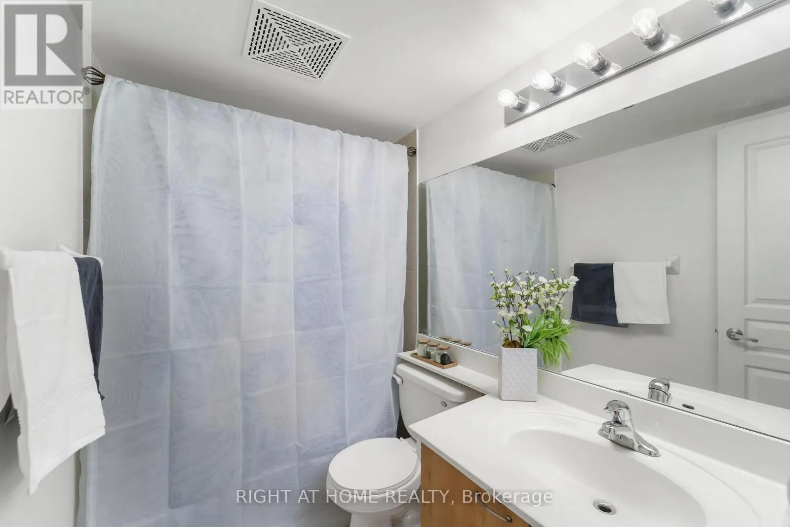 712 - 503 BEECROFT ROAD