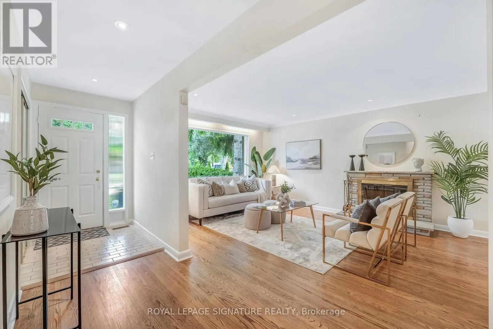16 REVCOE DRIVE