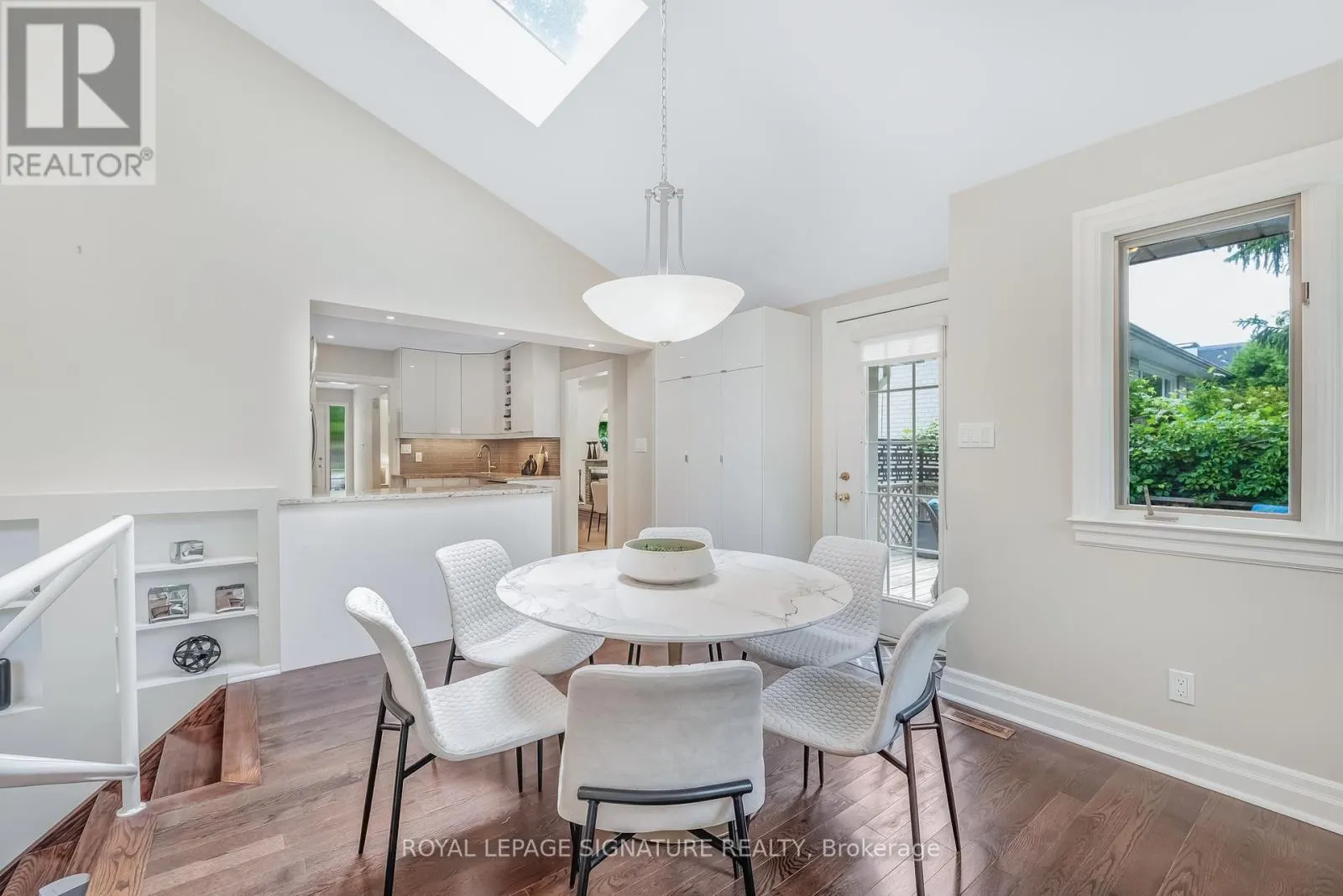 16 REVCOE DRIVE