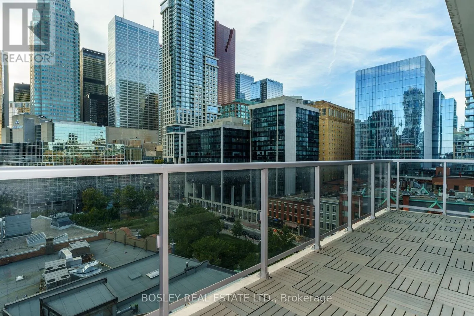 PH1203 - 55 FRONT STREET E