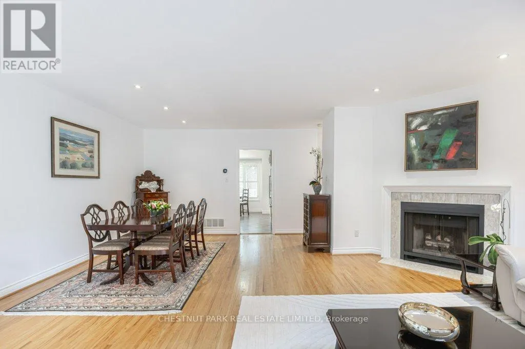 250 BROADWAY AVENUE