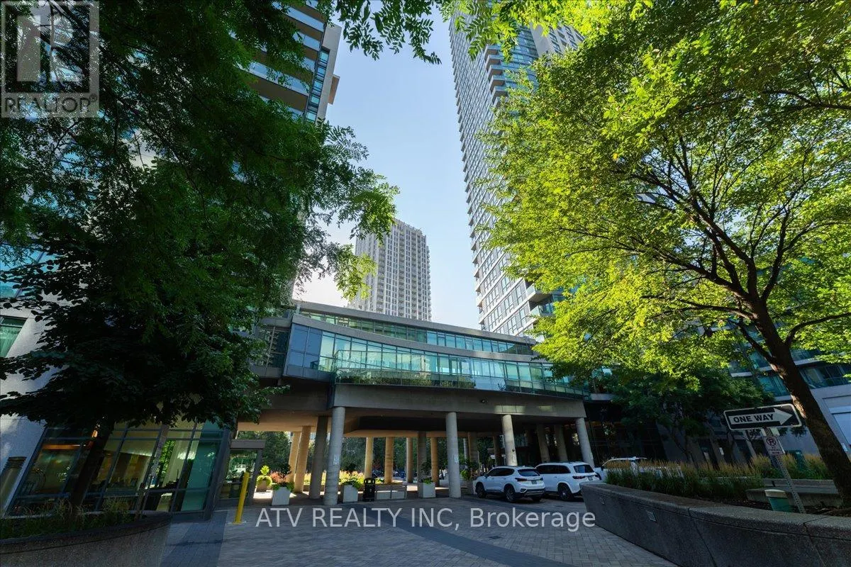 961 - 209 FORT YORK BOULEVARD